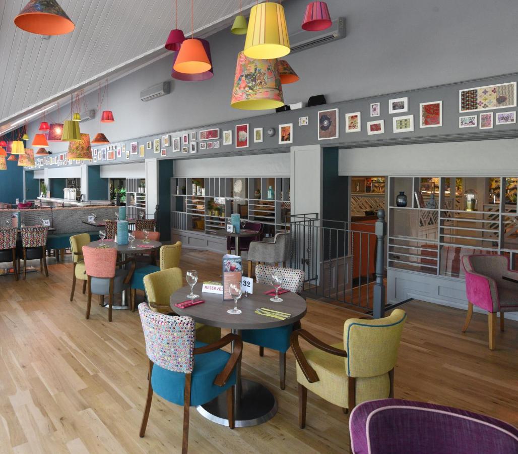 The Lodge Hotel Coleraine Exterior foto